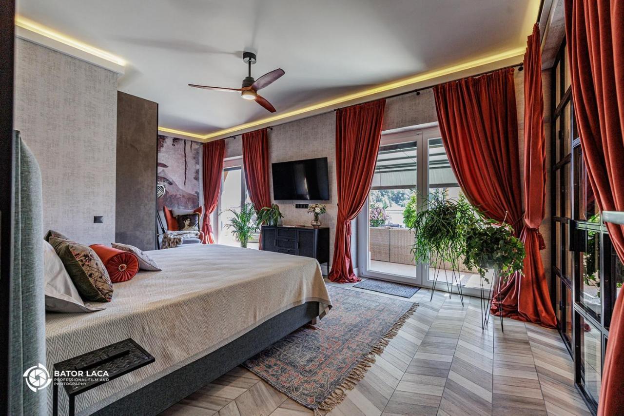 Appartement Buekk Penthouse, Panorama Jacuzzival à Miskolc Extérieur photo