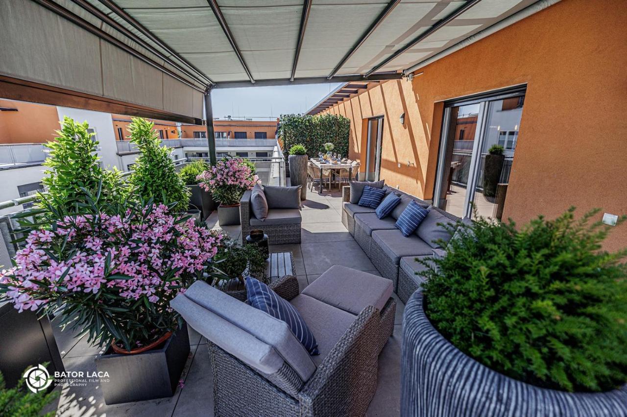 Appartement Buekk Penthouse, Panorama Jacuzzival à Miskolc Extérieur photo